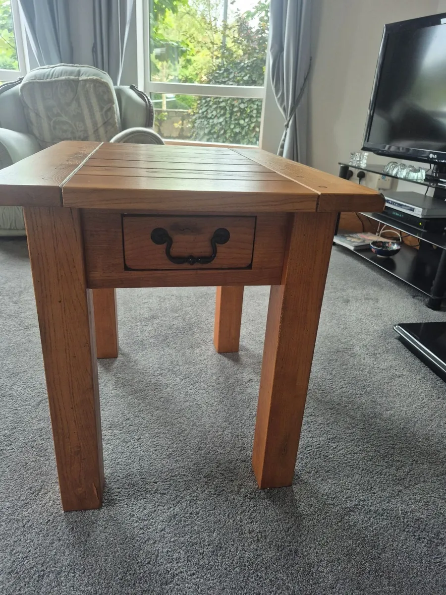 Console table - Image 1