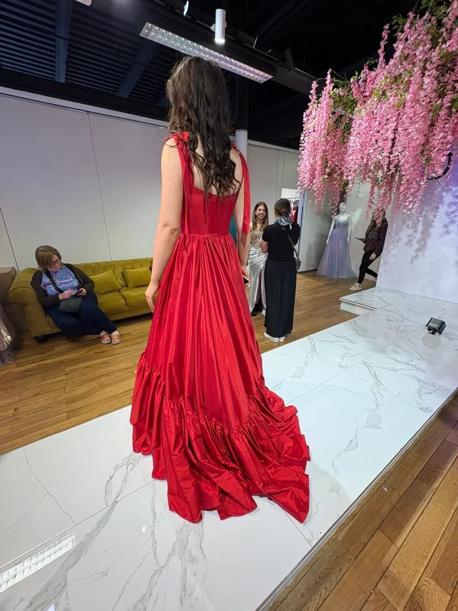 Debs dress - Image 2