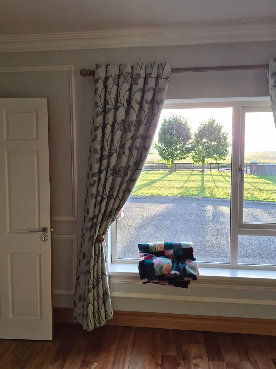 Curtains - Image 1