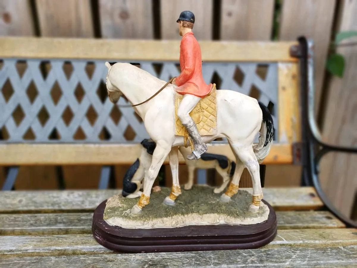 Vintage Academy Collection Hunting Figure - Image 2