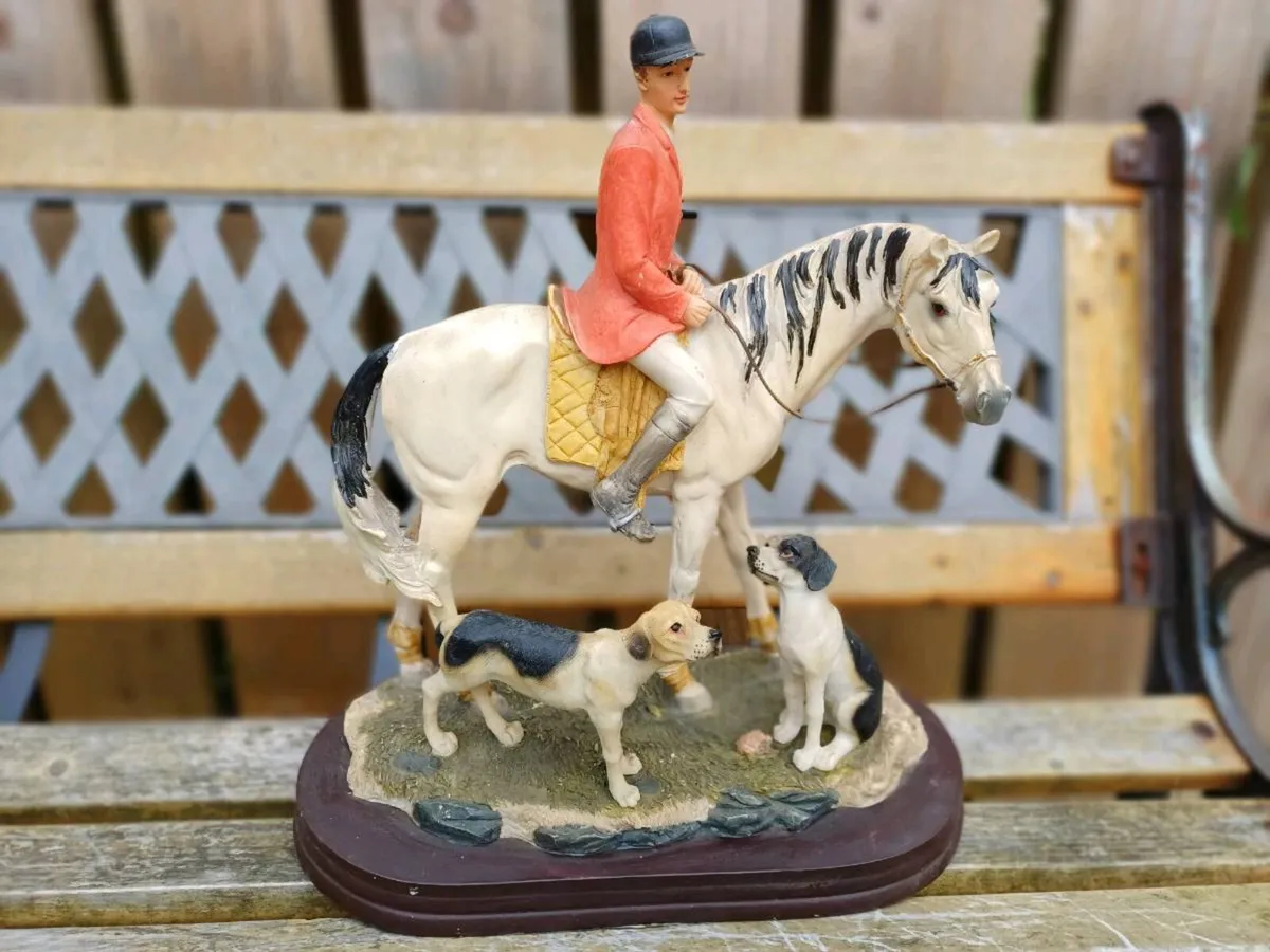 Vintage Academy Collection Hunting Figure - Image 3