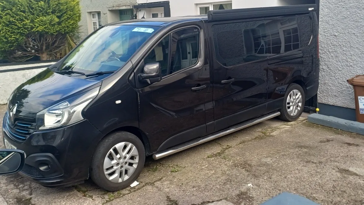 Renault Traffic Sport Crewcab - Image 1