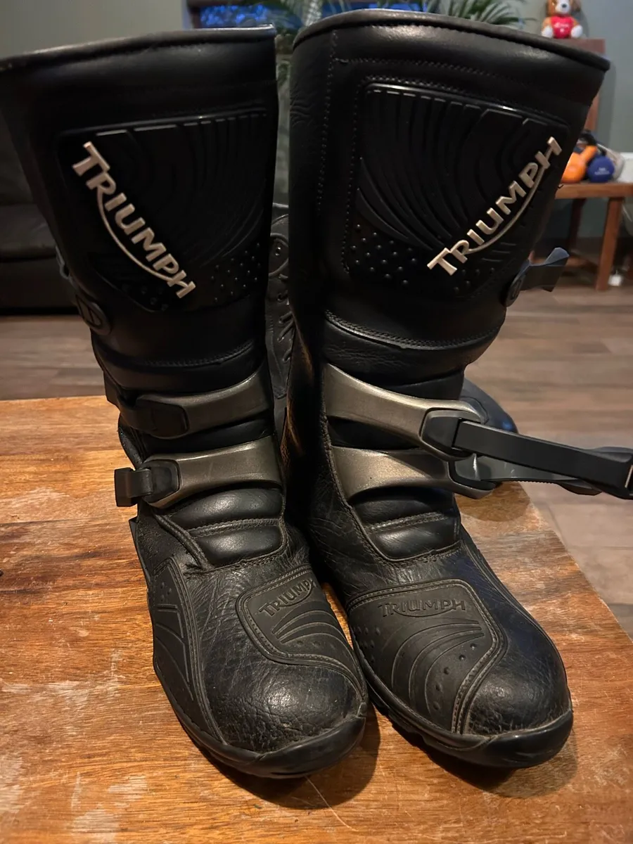 Triump  Tcx  gortex boots - Image 2