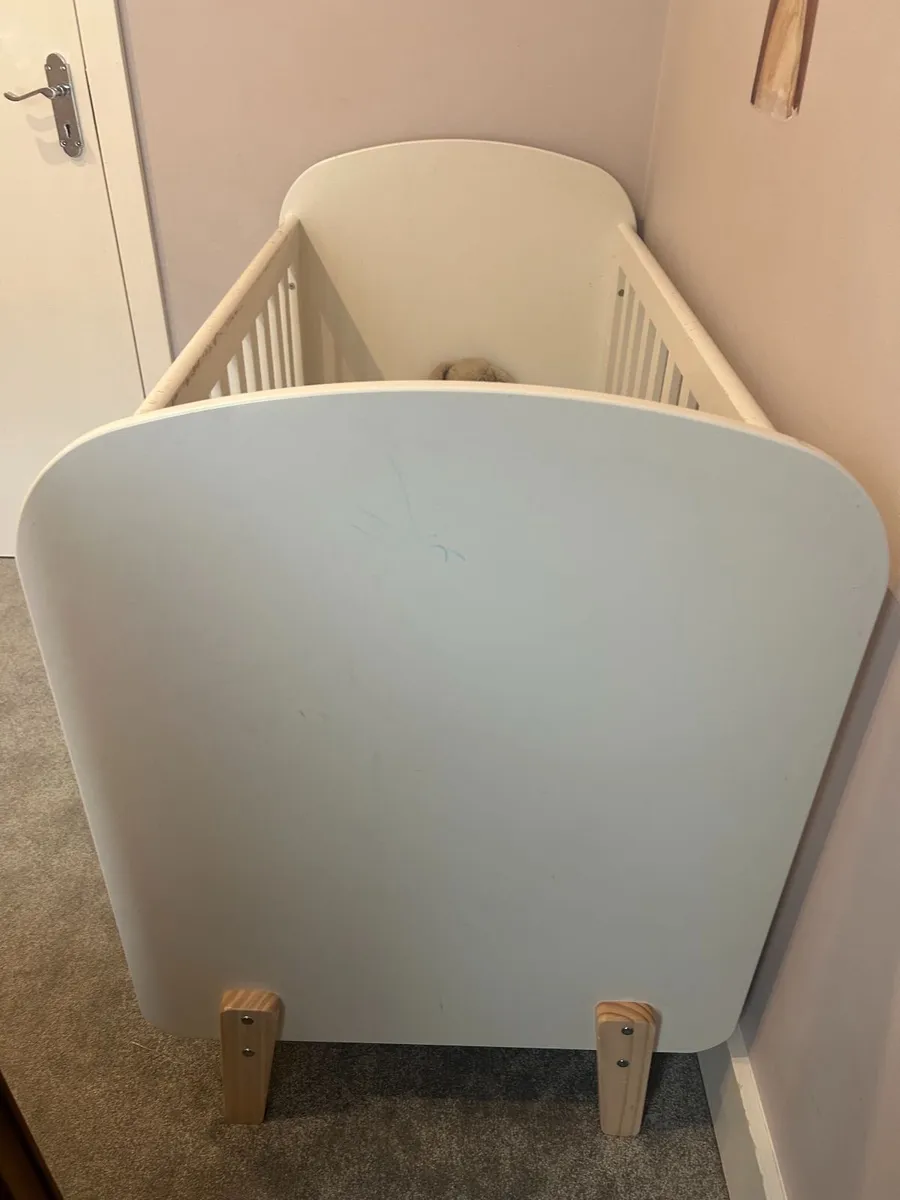 VIPACK Kiddy Baby Cot  + Baby Elegance Mattress - Image 1
