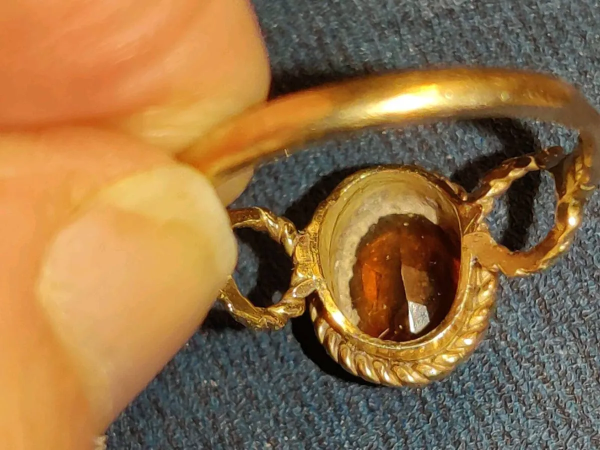 RARE TUDUR AMBER, 9CT Gold Vintage Signet Ring ! - Image 3