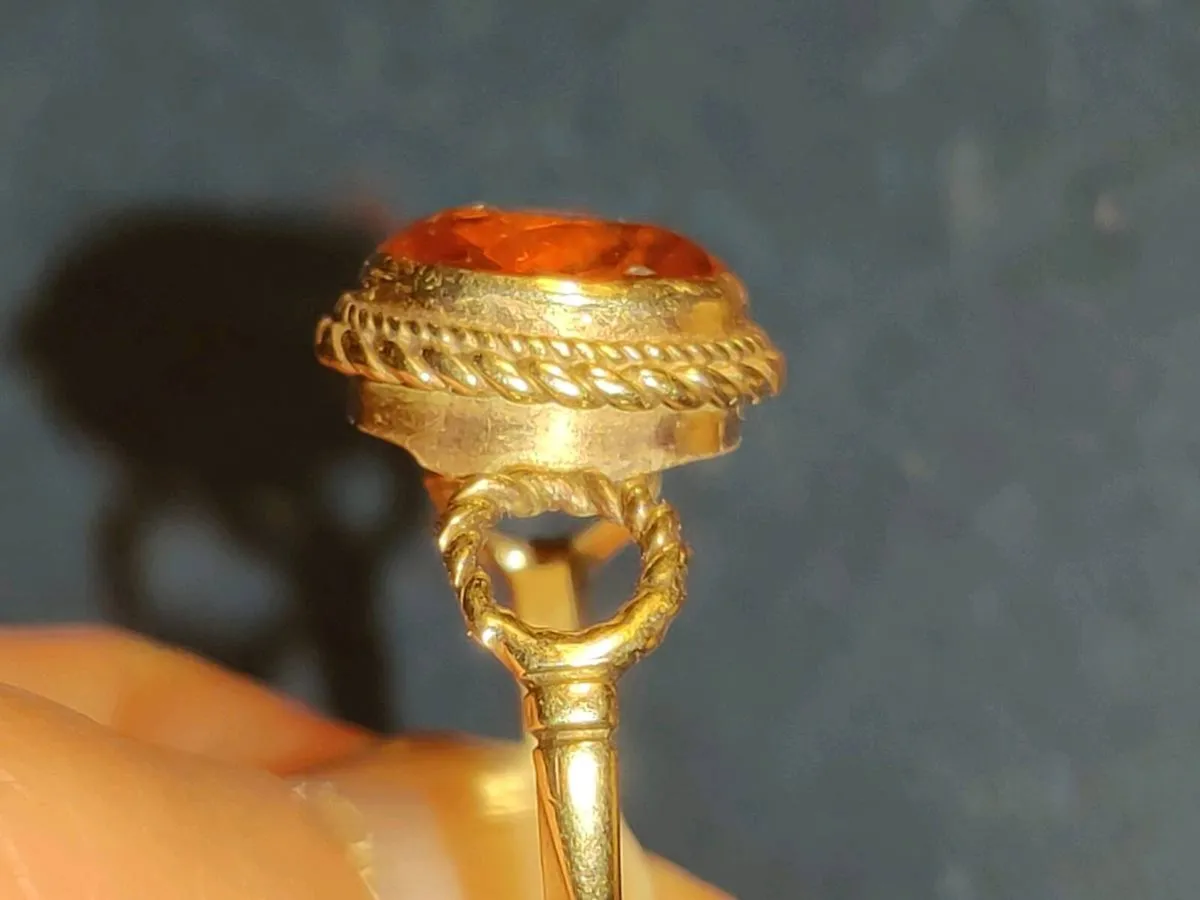 RARE TUDUR AMBER, 9CT Gold Vintage Signet Ring ! - Image 4