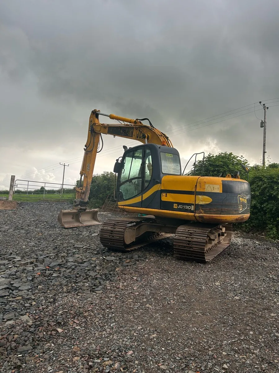 JCB js 130 - Image 1