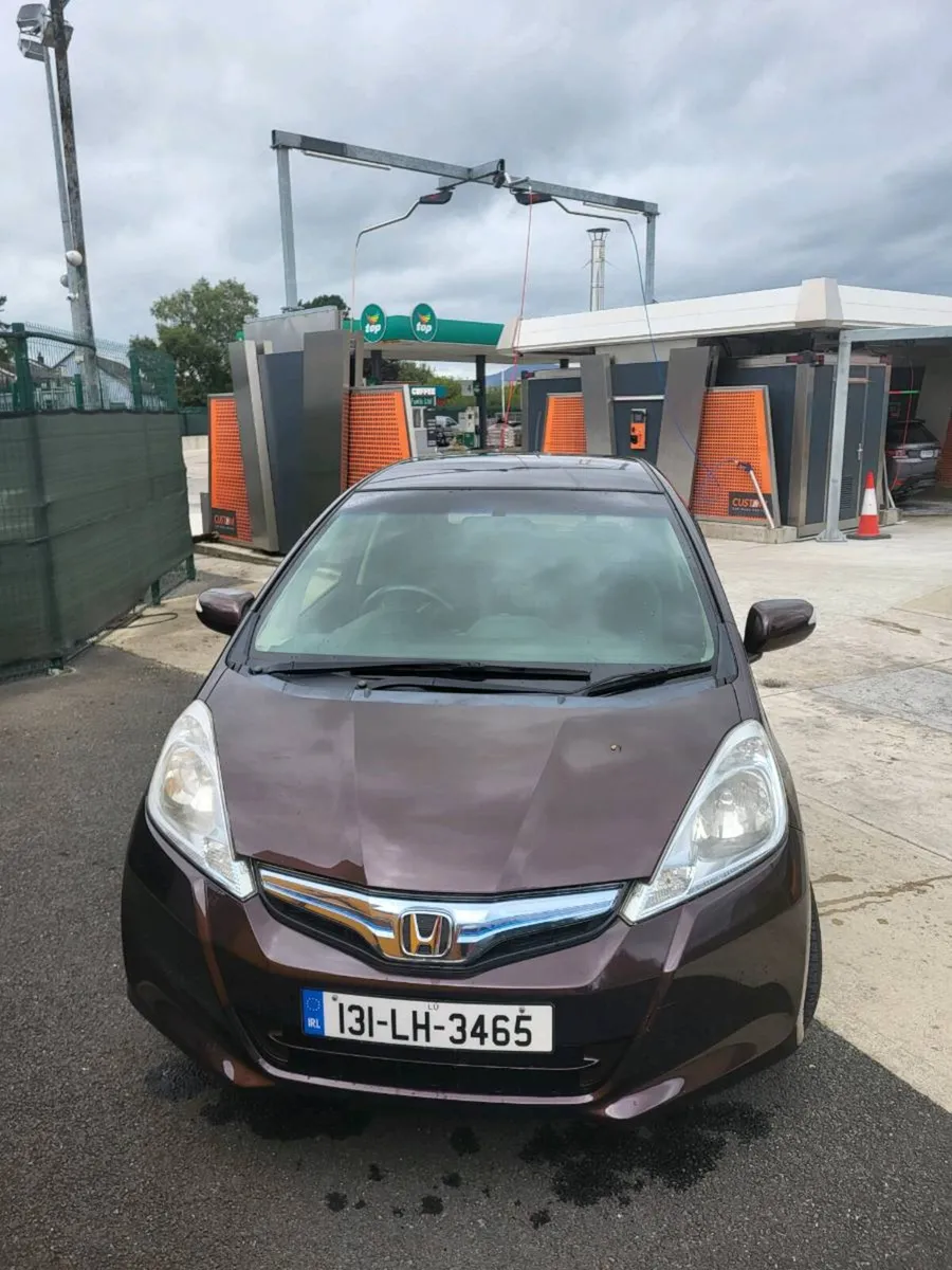 HONDA FIT SELFCHARGING HYBRID 2013 - Image 1
