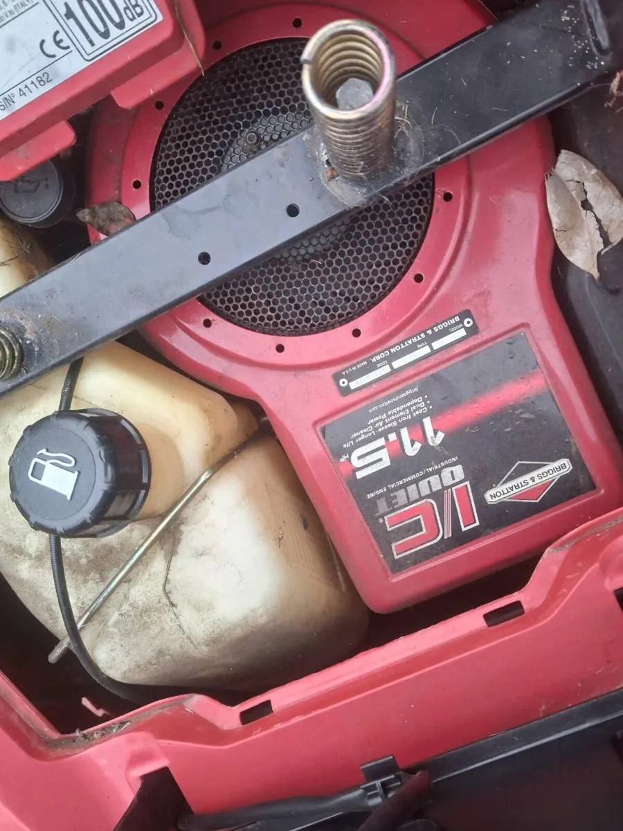 Mountfield lawnmower - Image 3