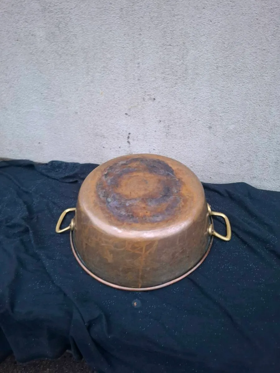 37cm copper jam pot possible to post - Image 2
