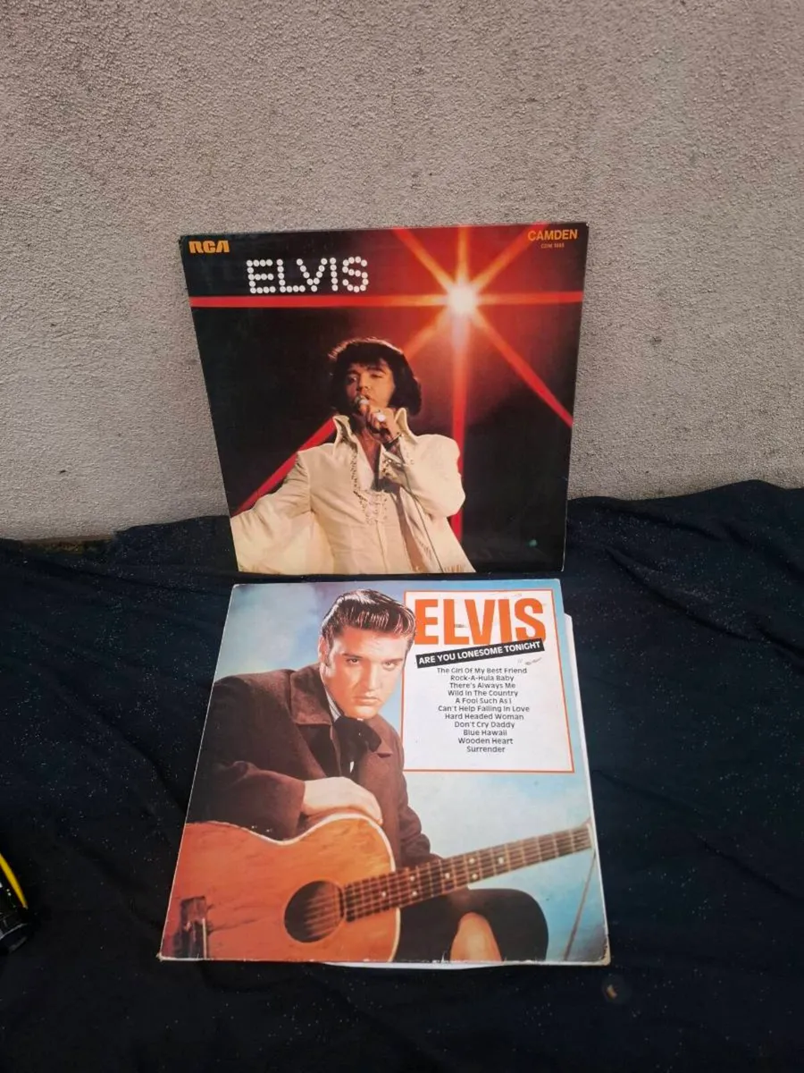 2 vinyl elvis presley - Image 1