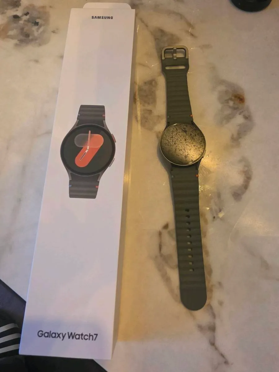 Samsung Galaxy watch 7 - Image 2