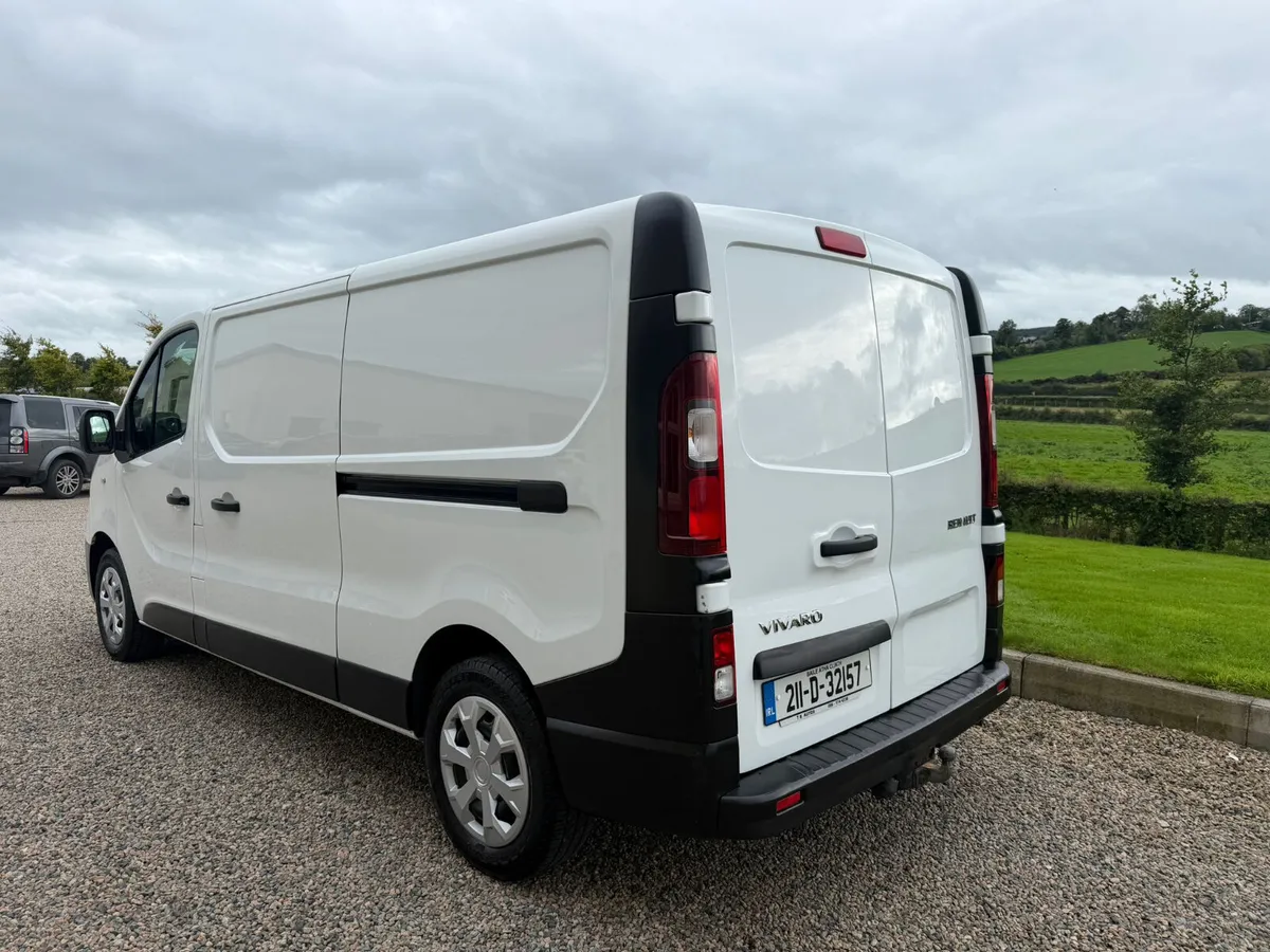 2021 Renault Trafic 2.0 DCI LWB 120bhp - Image 4
