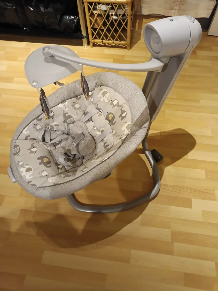Baby swing - Image 1