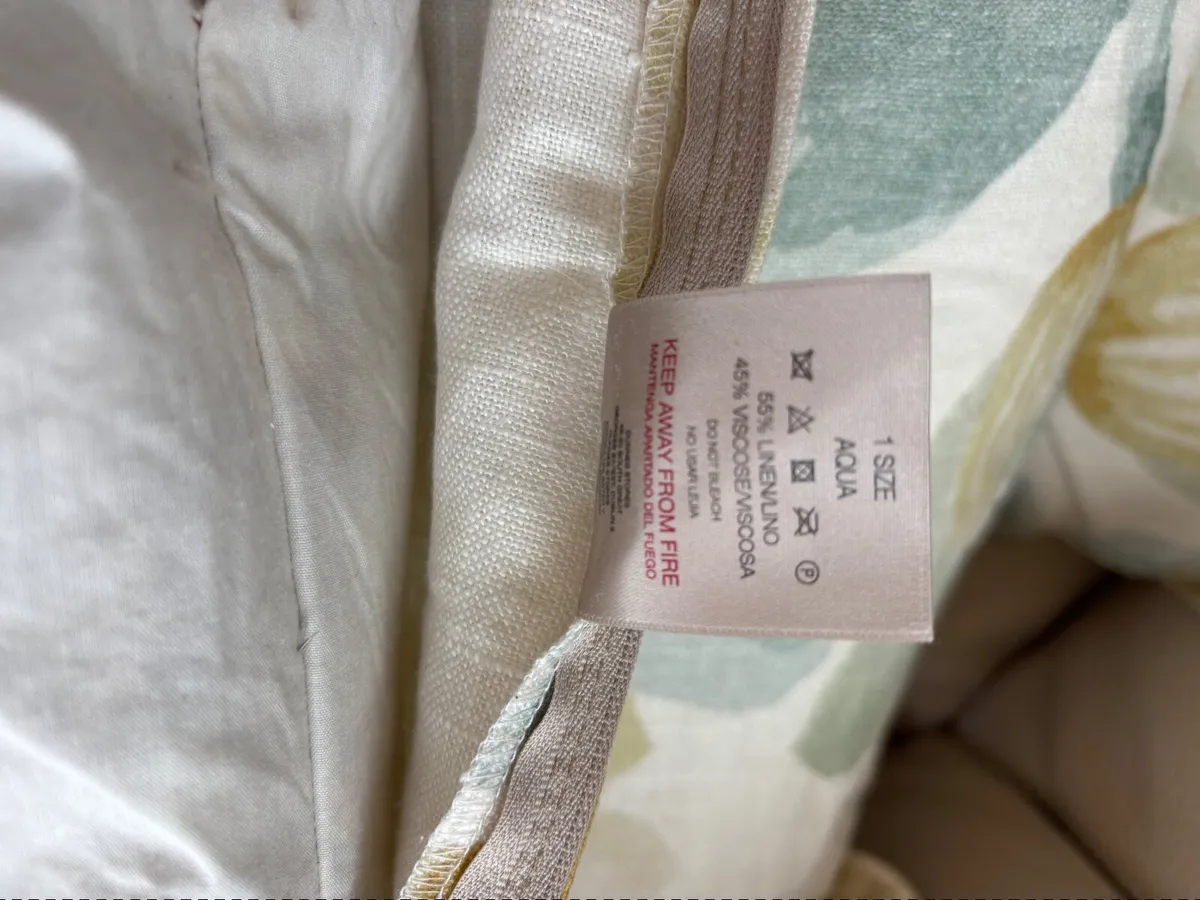 Cushions - Image 4