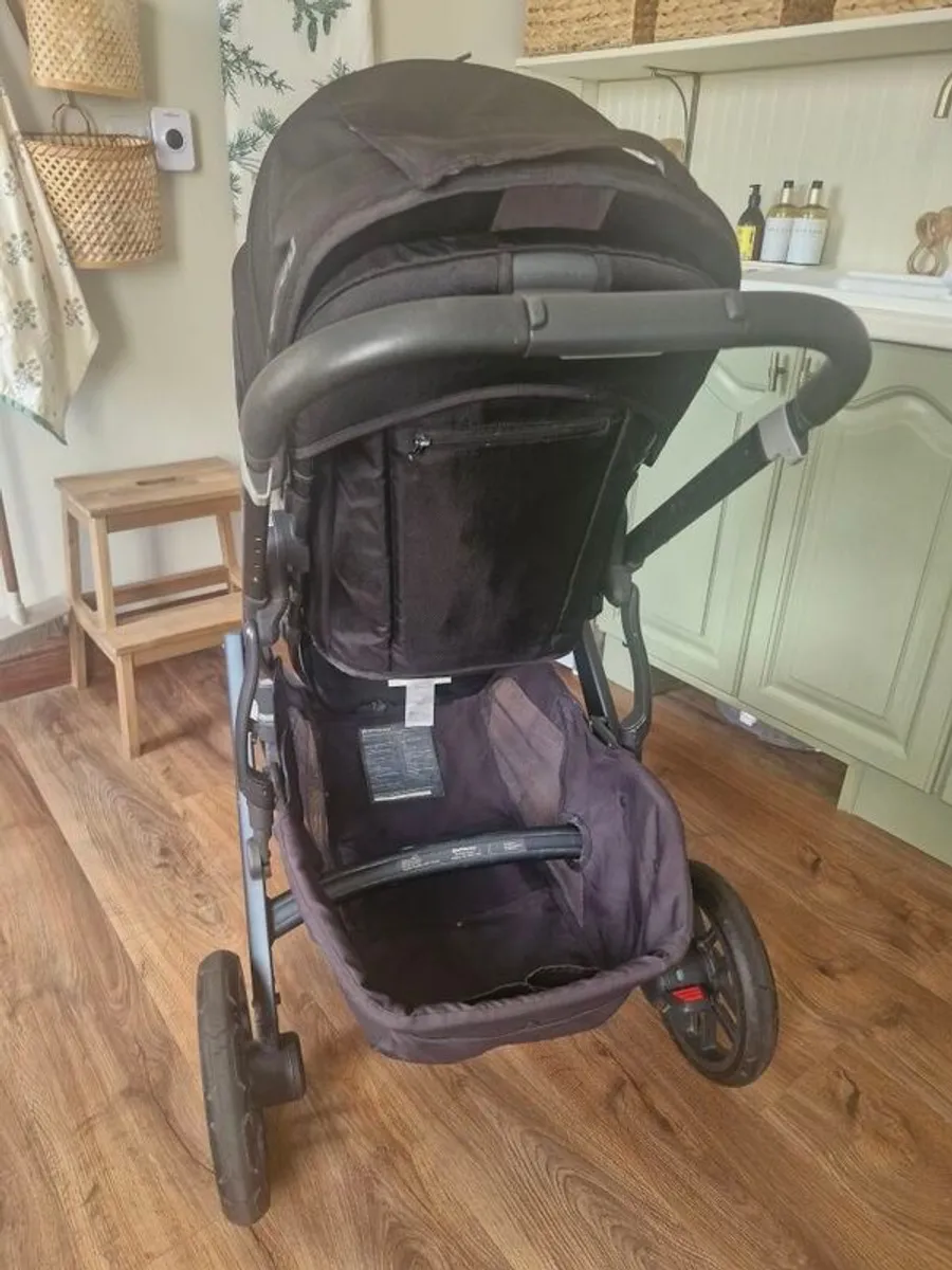 Uppababy Vista Pushchair, Pram & Accessories - Image 3