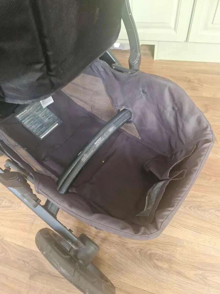 Uppababy Vista Pushchair, Pram & Accessories - Image 4