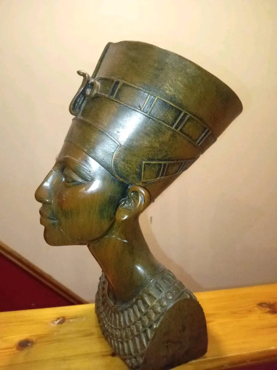 Egyptian figure - Image 2