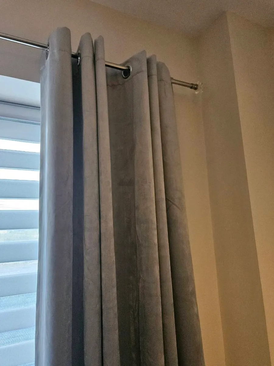 Beautiful Set of Velour light Grey Heavy curtains. - Image 4