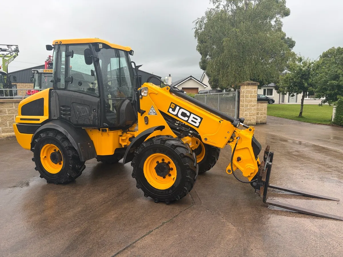 Jcb TM220 - Image 3