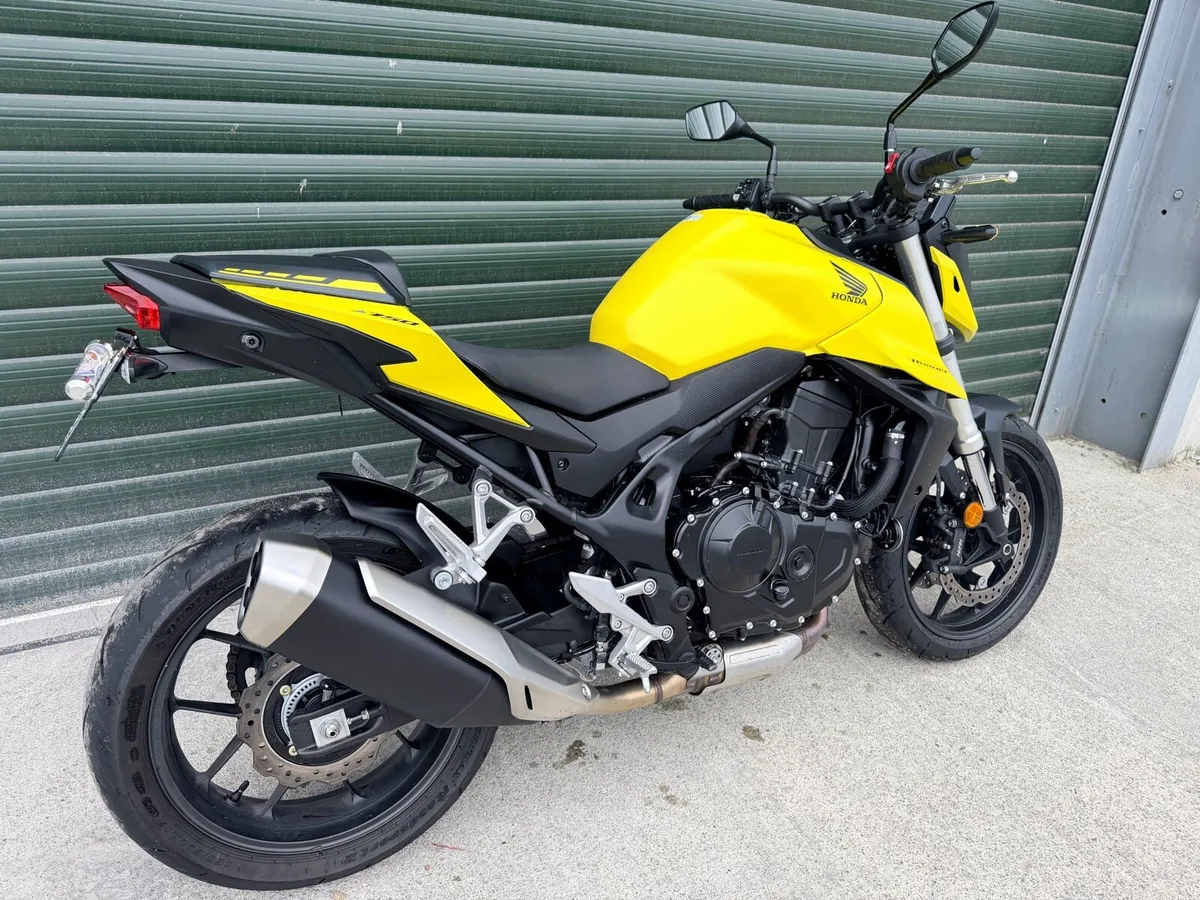 Honda Hornet 750 - Image 4