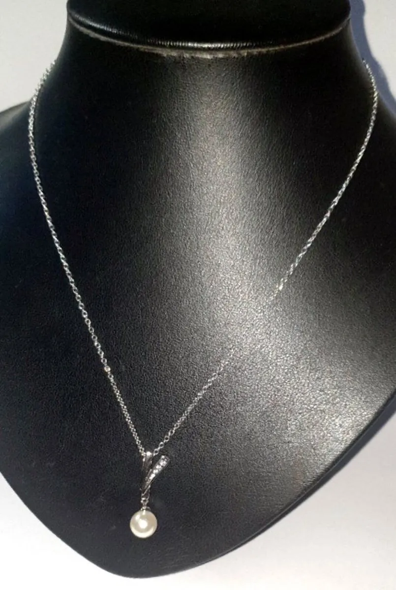 Vintage Hallmarked Silver Pearl & White Topaz - Image 3