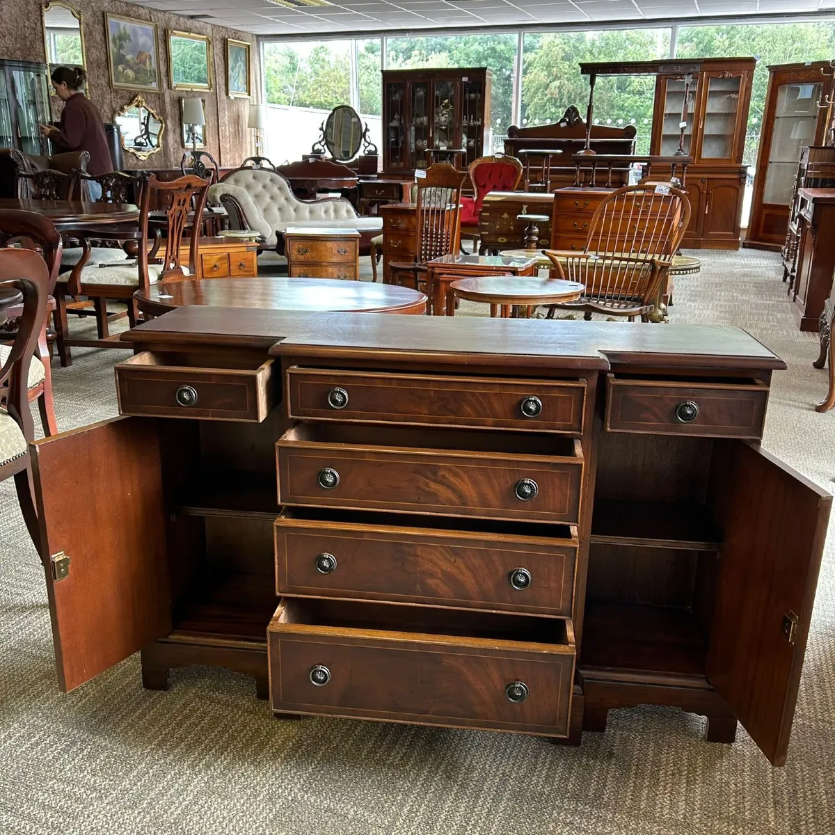 Fabulous mahogany flamed breakfront sideboard - Image 1