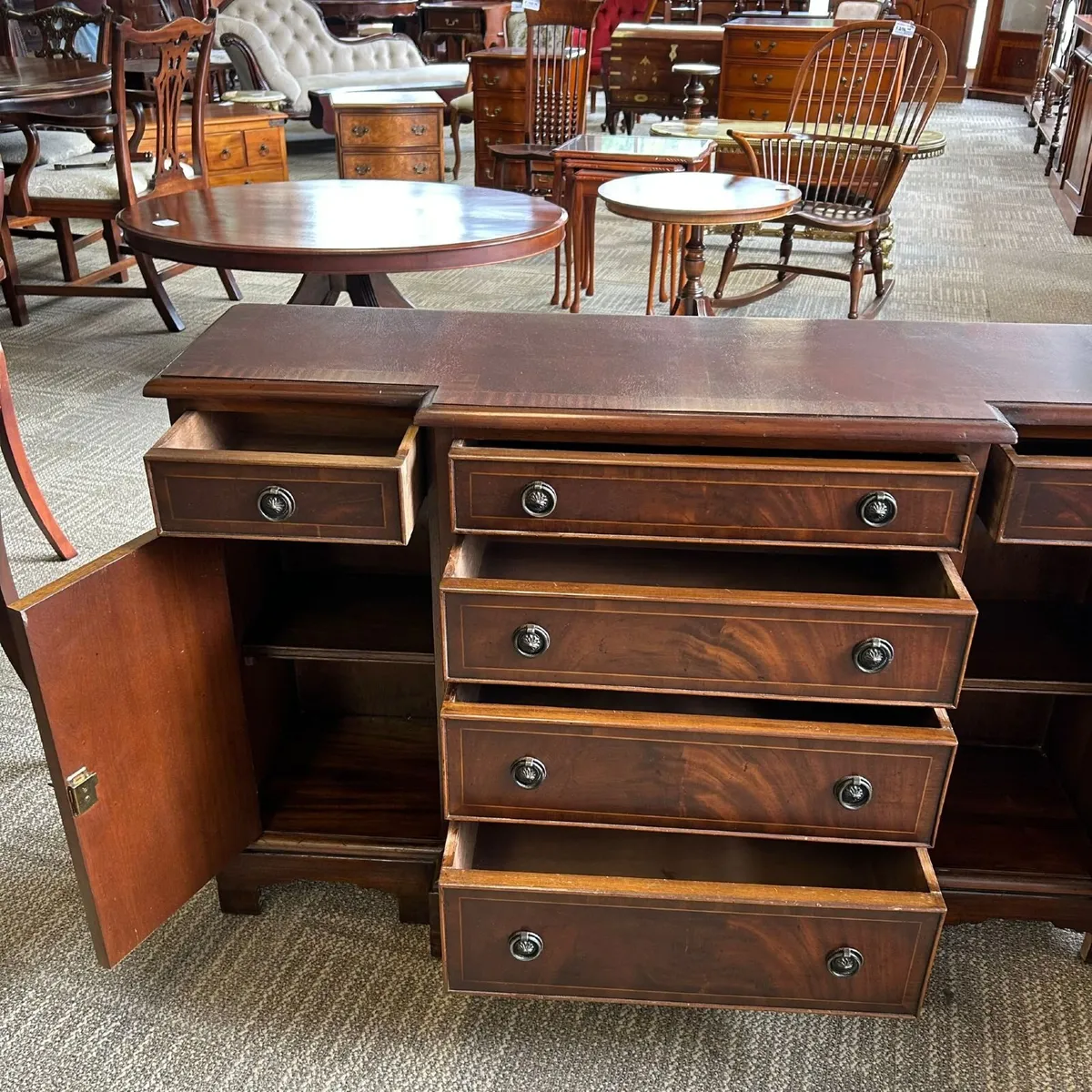 Fabulous mahogany flamed breakfront sideboard - Image 2