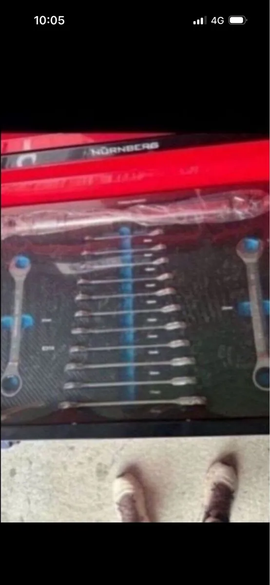 New Nuremberg tool chest with tools included - Image 4