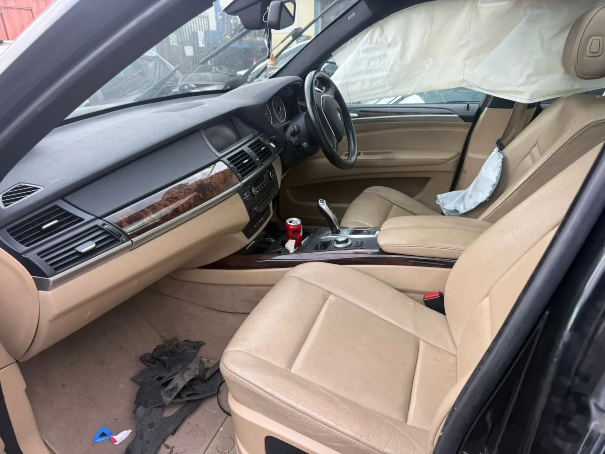 2009 BMW X5 E70 3.0D FOR BREAKING - Image 2