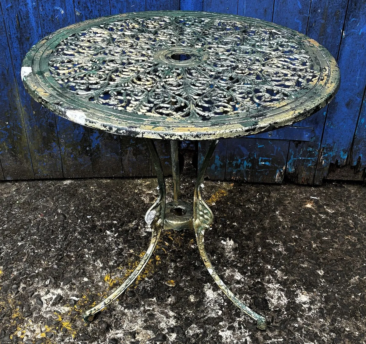 Cast Aluminium Garden Bistro Set - Image 3