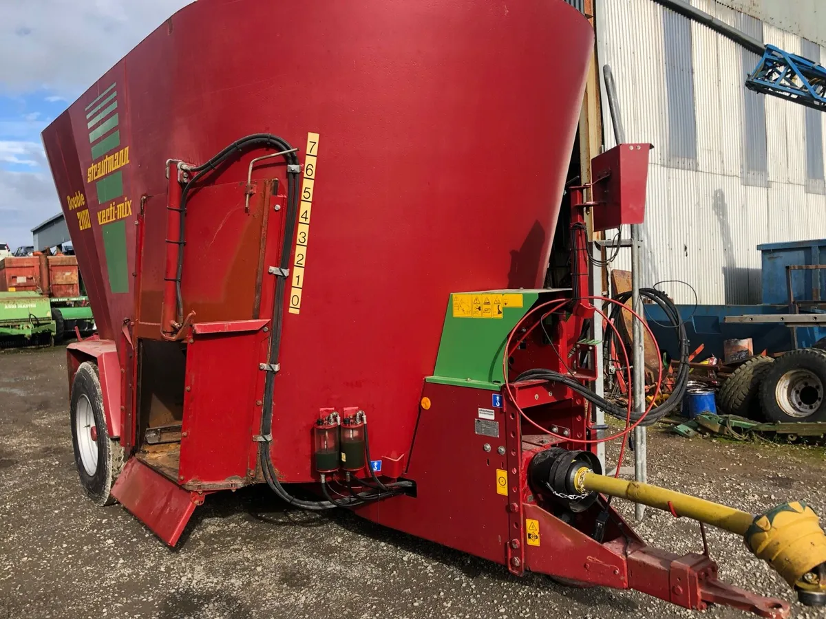 Strautmann 21cu twin tub - Image 1