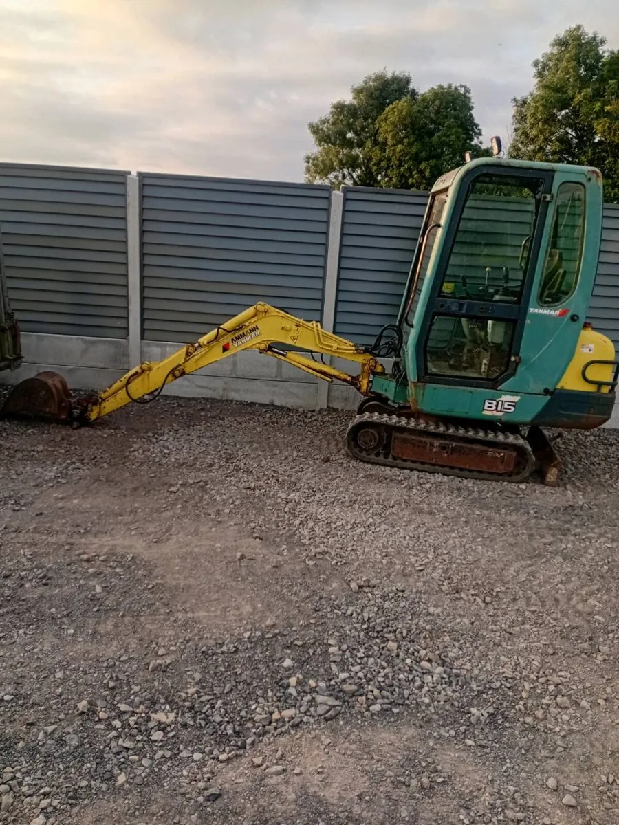 Hedge trimmer and minidigger - Image 1