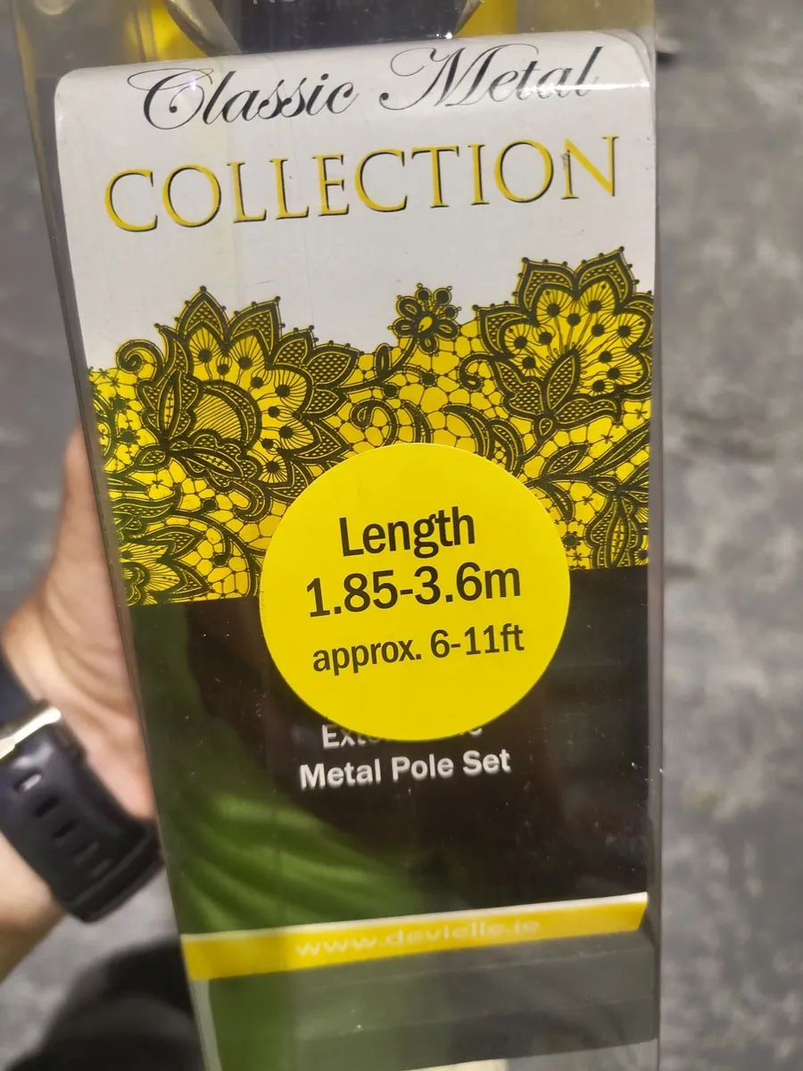 Brand New Classic Metal collection Curtain pole - Image 1
