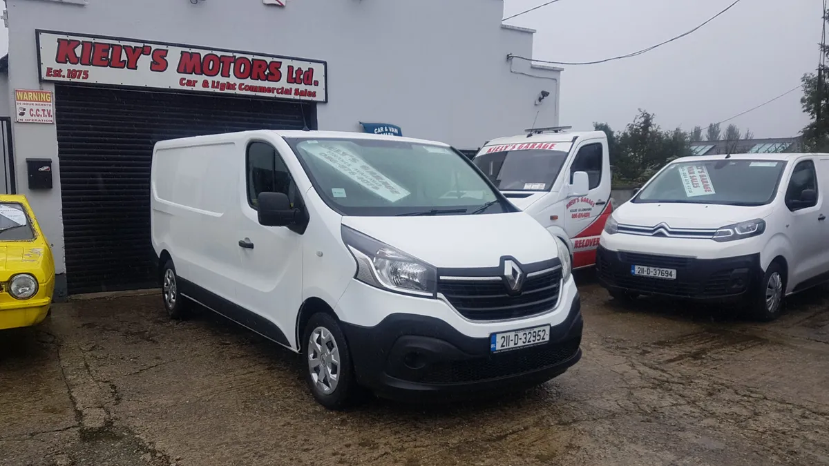 Renault Trafic 2021 LWB MINT VAT INVOICE - Image 1