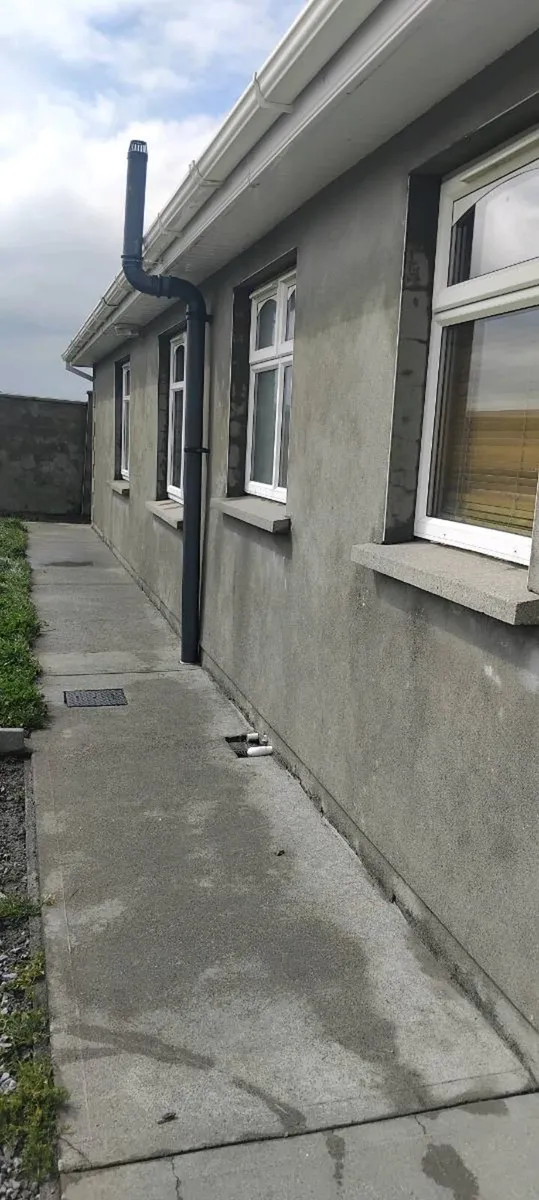 Powerwashing/painting services - Image 4
