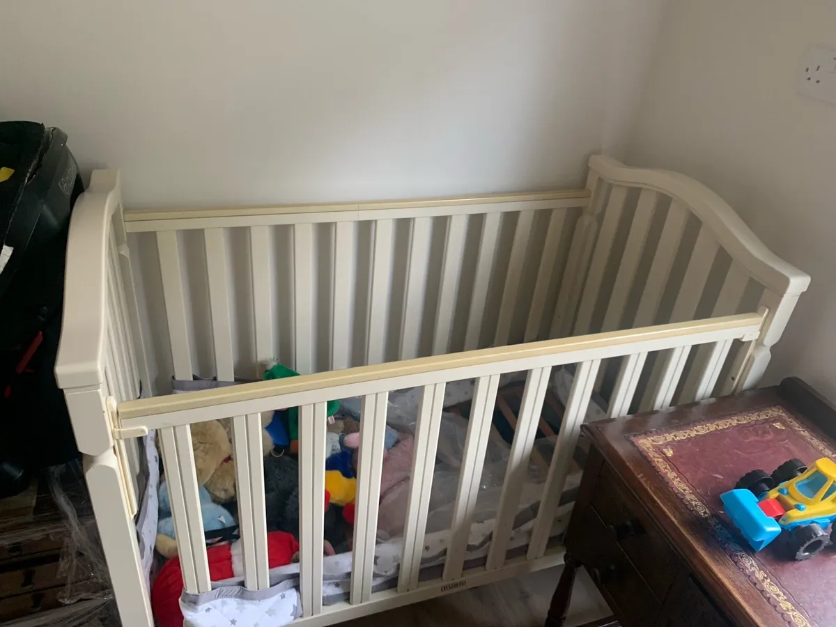 Cot - Image 2