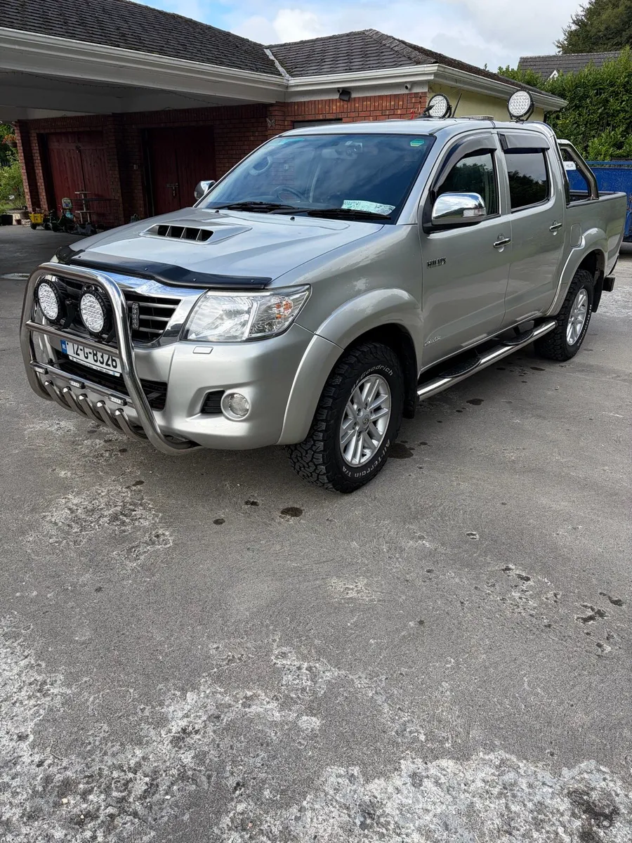Toyota hilux invincible 3.0 ltr - Image 4