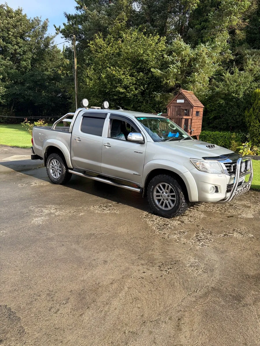 Toyota hilux invincible 3.0 ltr - Image 1
