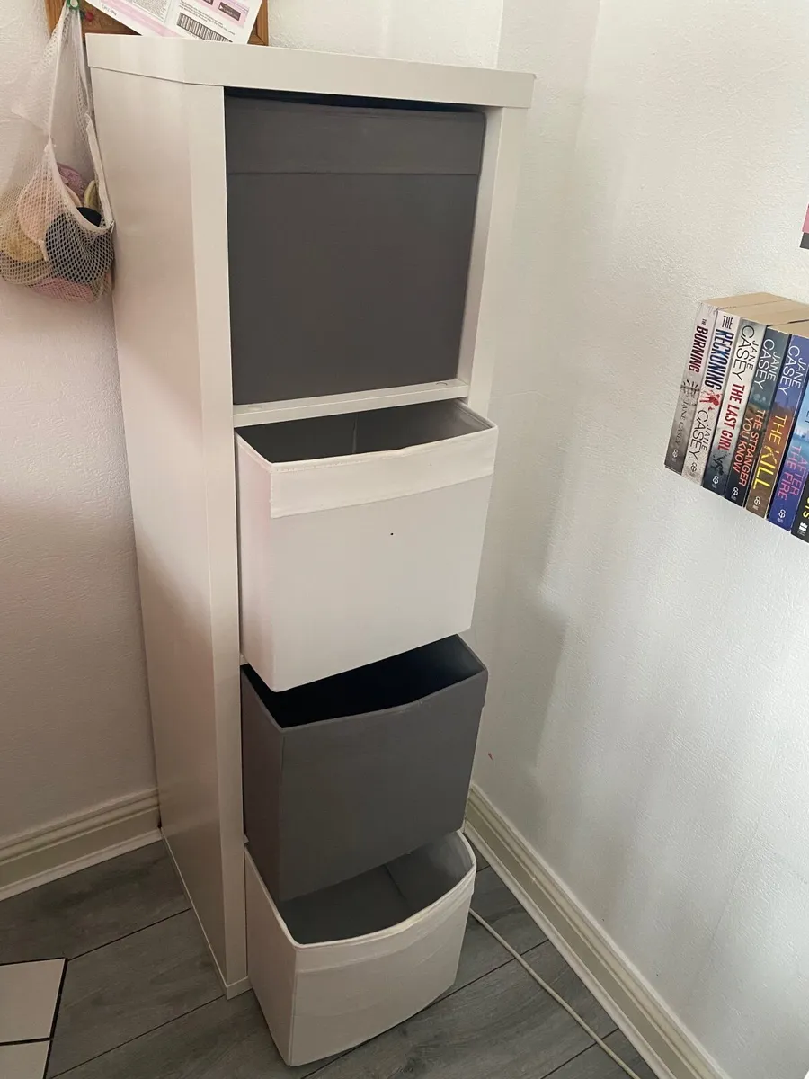 Storage box unit - Image 1