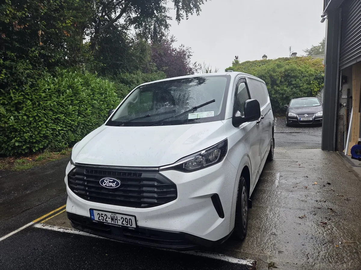 Ford Transit Custom 252 L2 H1 Trend 280 Auto - Image 1
