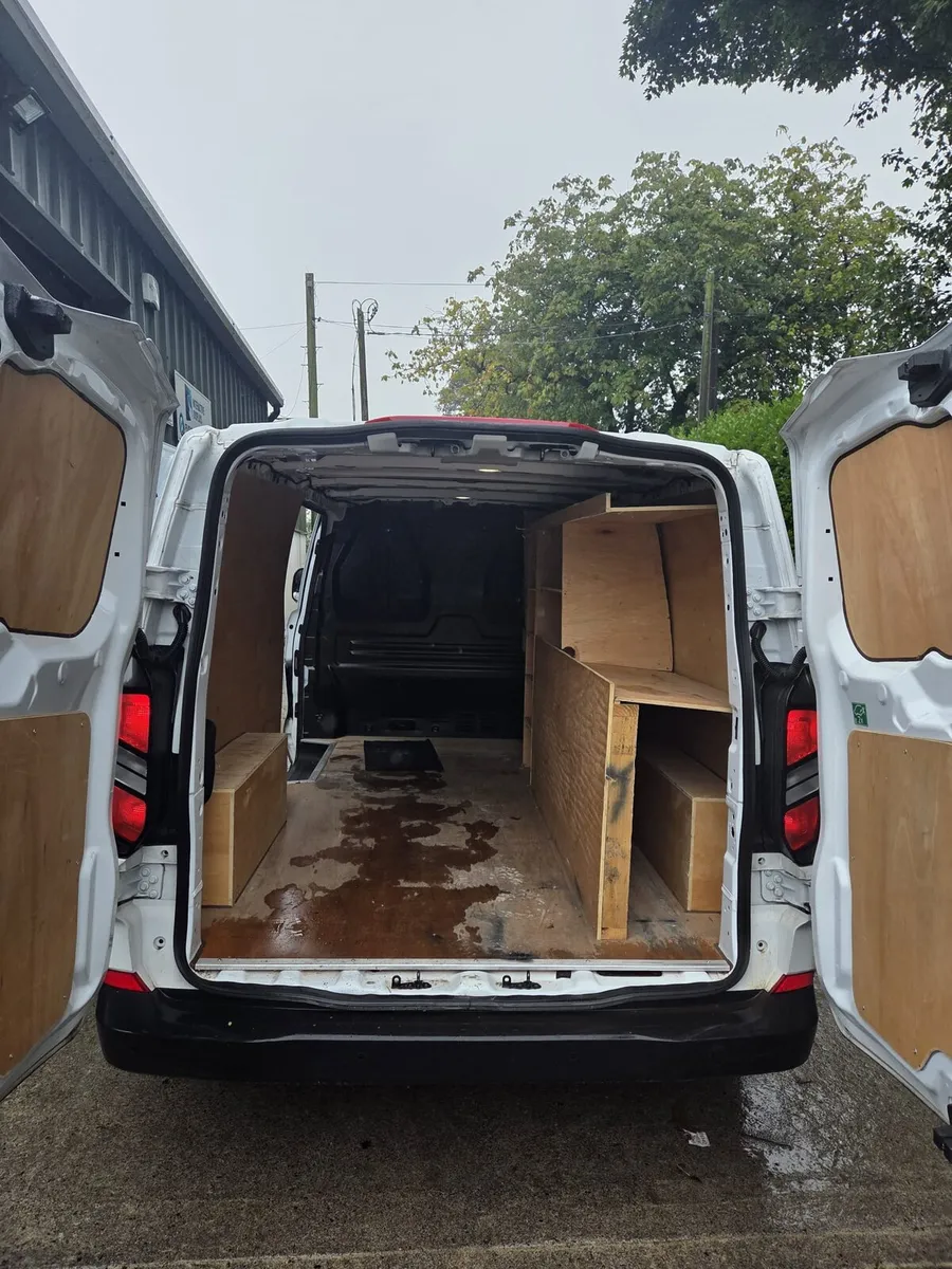 Ford Transit Custom 252 L2 H1 Trend 280 Auto - Image 2