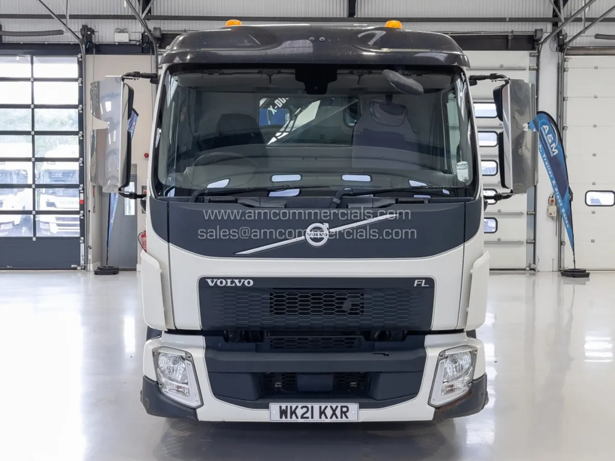2021 VOLVO FL 210 CRANE MOUNTED DROPSIDE - Image 2