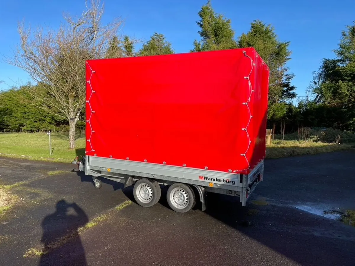 Unique covered 10x6 twin axle trailer - Image 1