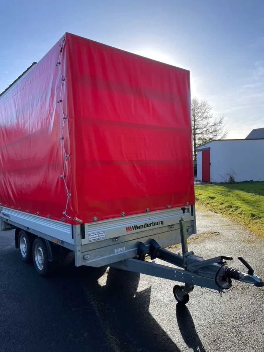 Unique covered 10x6 twin axle trailer - Image 2