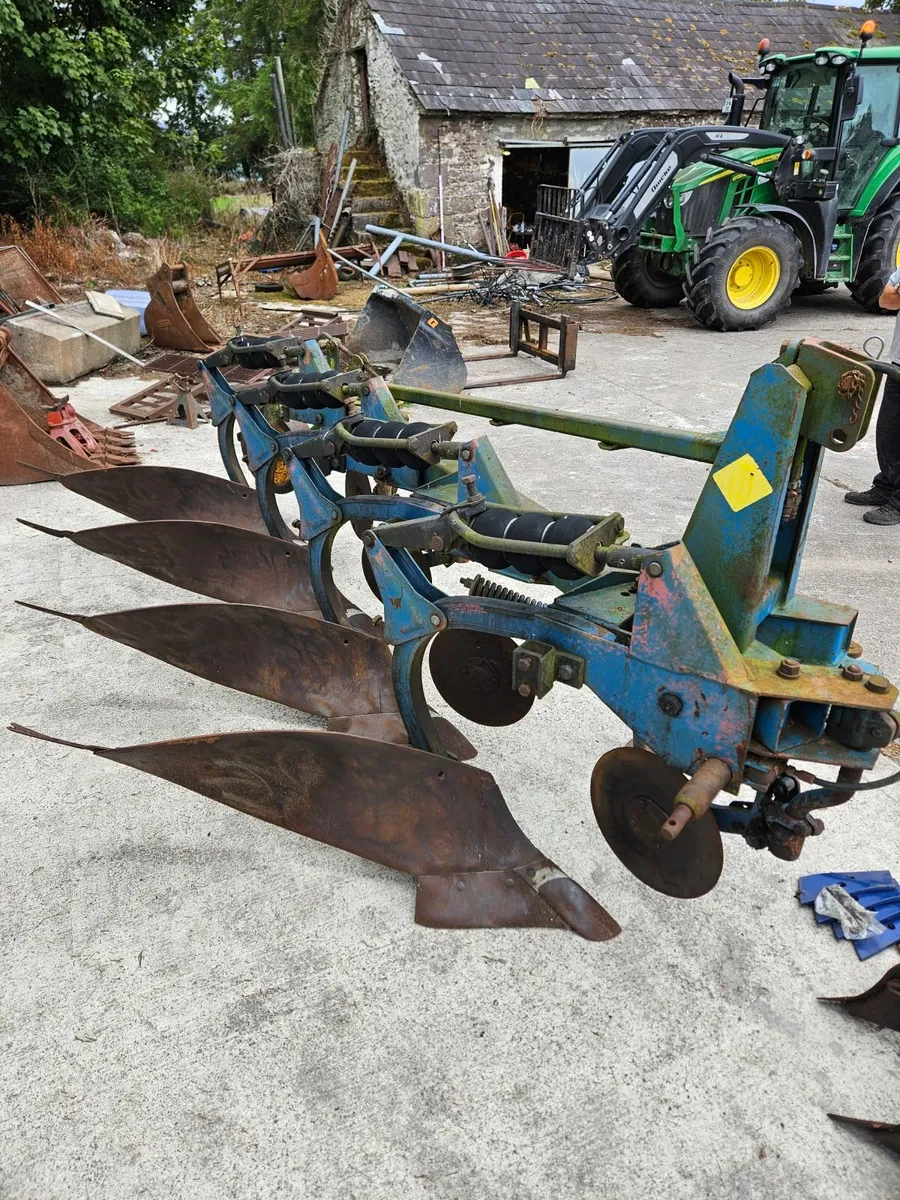 4 furrow Overum Plough - Image 1
