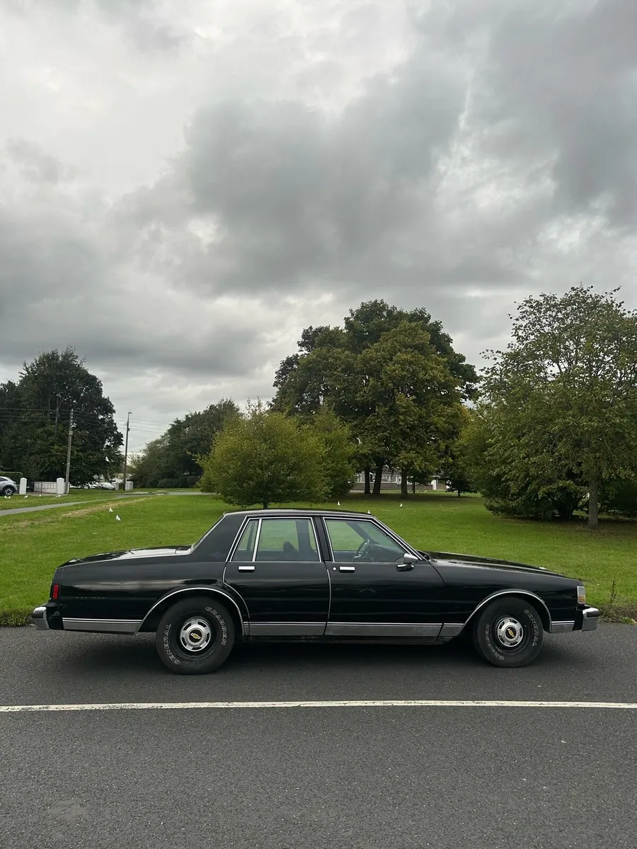 1985 Chevrolet Caprice - Image 4