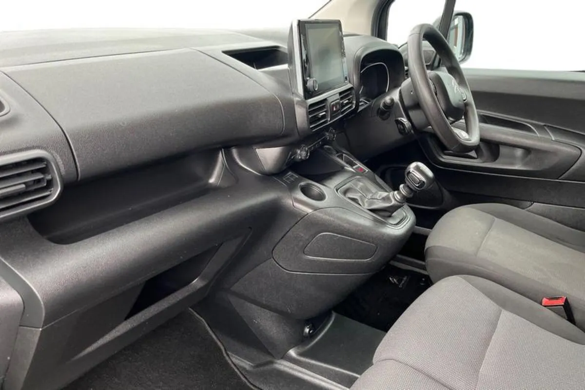 Citroen Berlingo 1.5 BlueHDi 1000 Driver M Pro Pan - Image 3