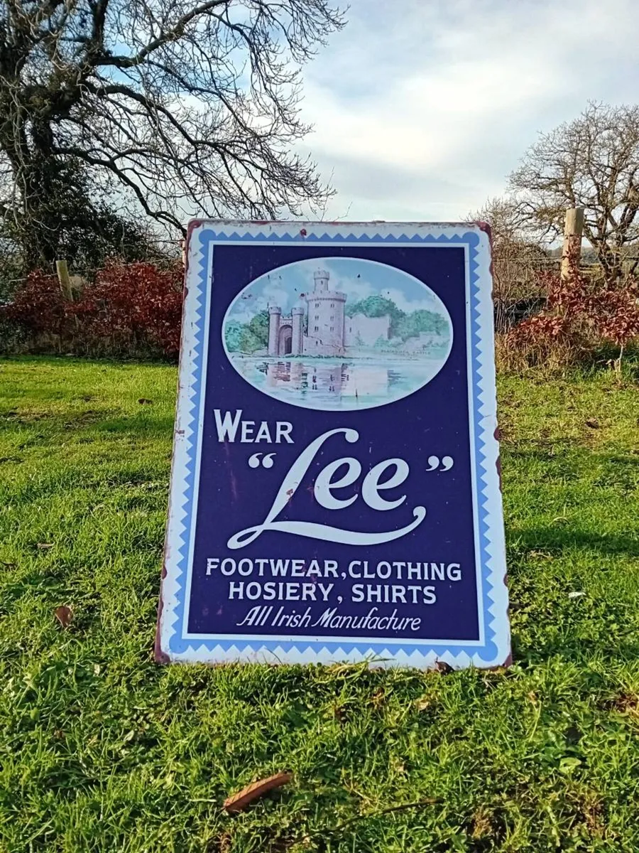 Lee Jeans Large Tin Sign - Image 1