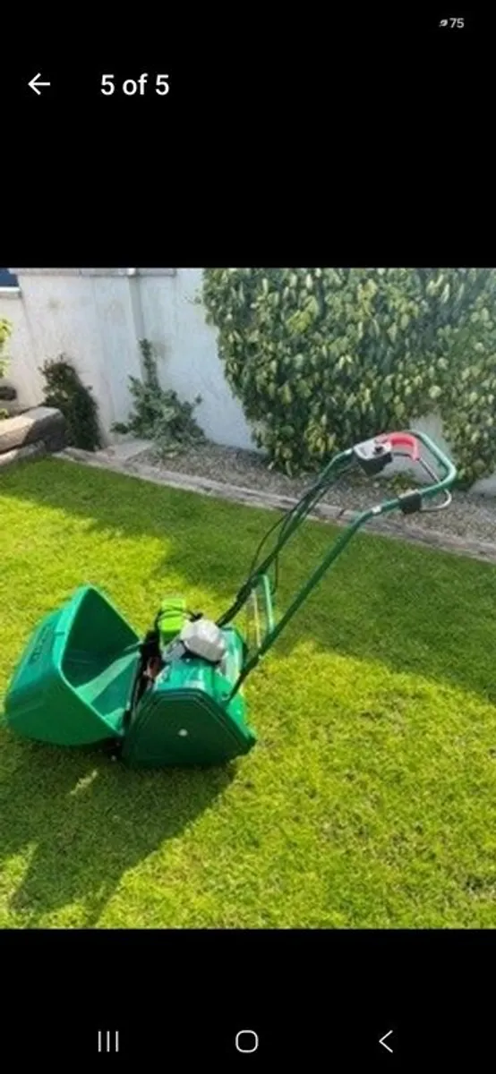 Allett Liberty 35 Cordless Cylinder Mower - Image 1